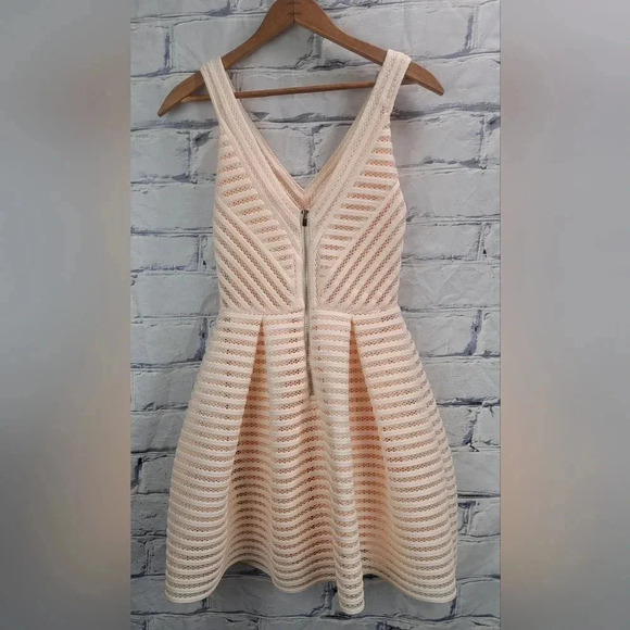 NWT Maje Women's Rayure Structured Puffball Dress Pink Nude Mid Length Size 1 - Picture 4 of 13